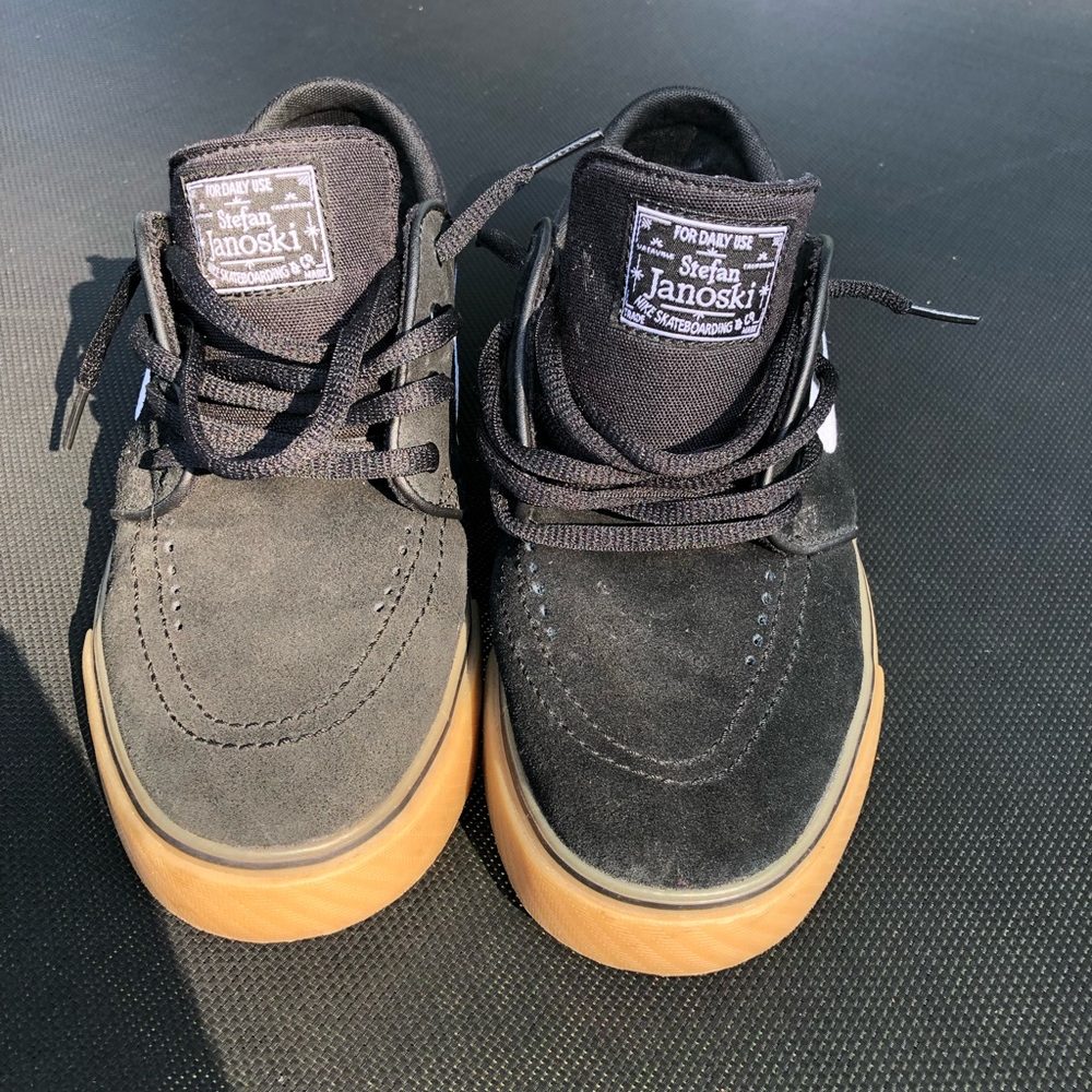OBO NIKE SB SKATEBOARDING STEFAN JANOSKI SKATING